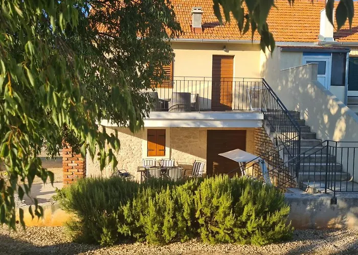 Holiday House Bleki
