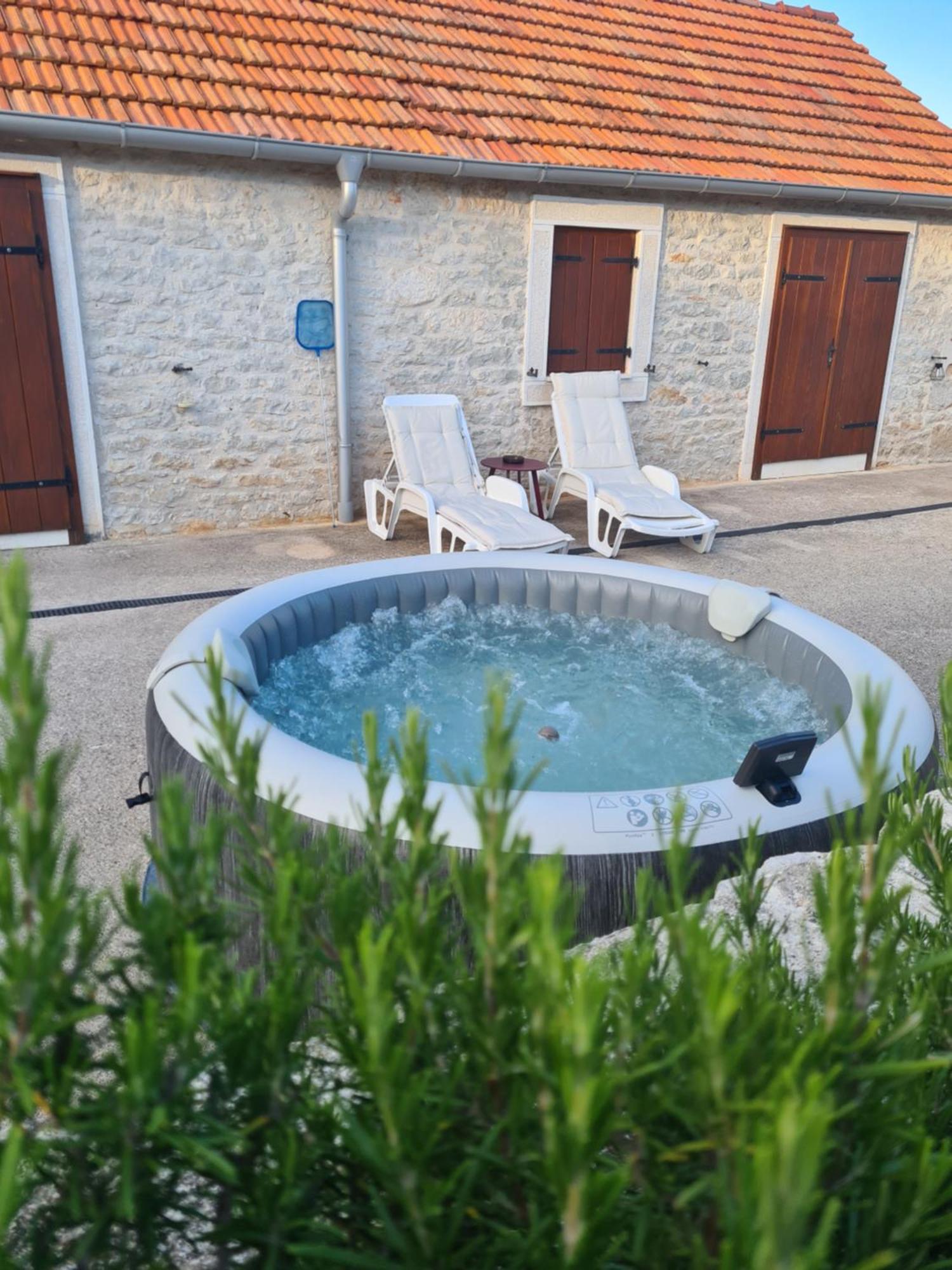 House Bleki Holiday home *